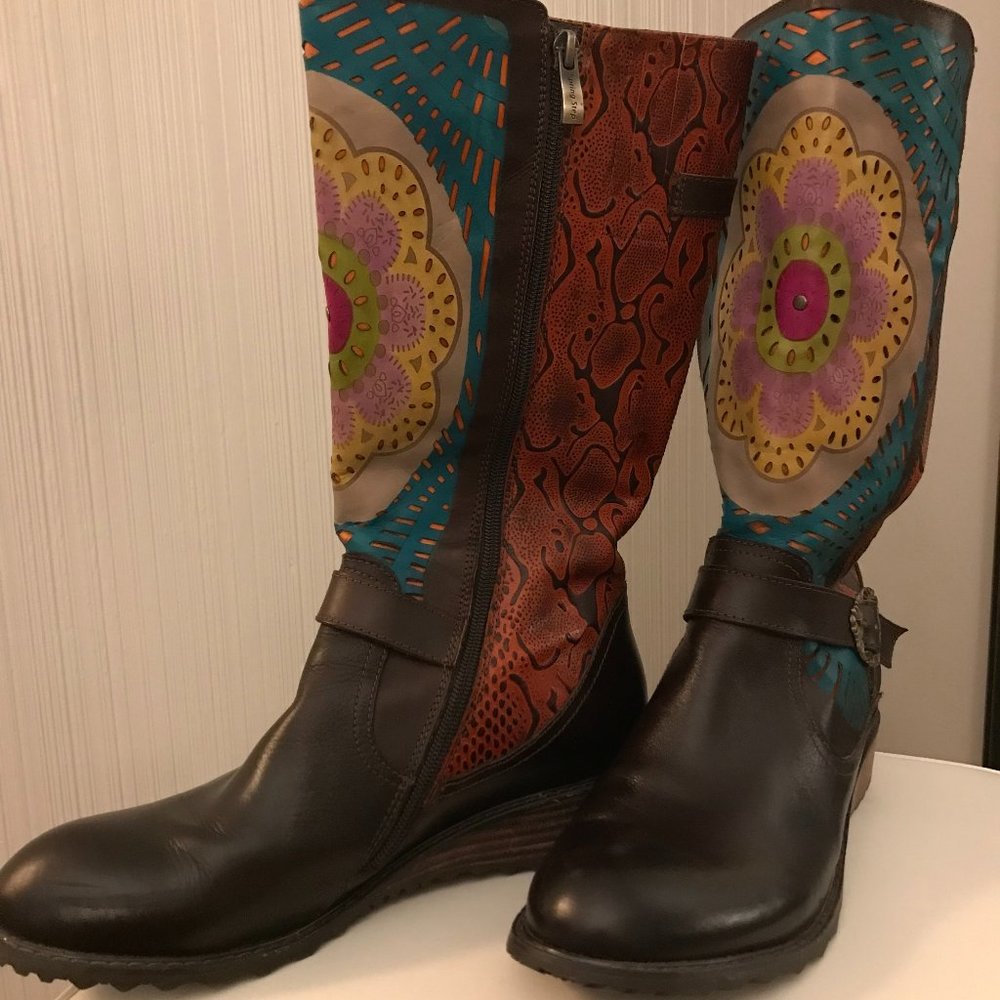 L'Artiste Spring Step mid-calf multi-colored boots size 9